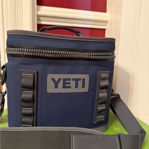 YETI Dark Blue Men's Bag
